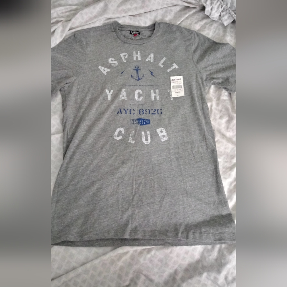 Asphalt Yacht Club/Size Large/Heather Grey Short Sleeve t shirt